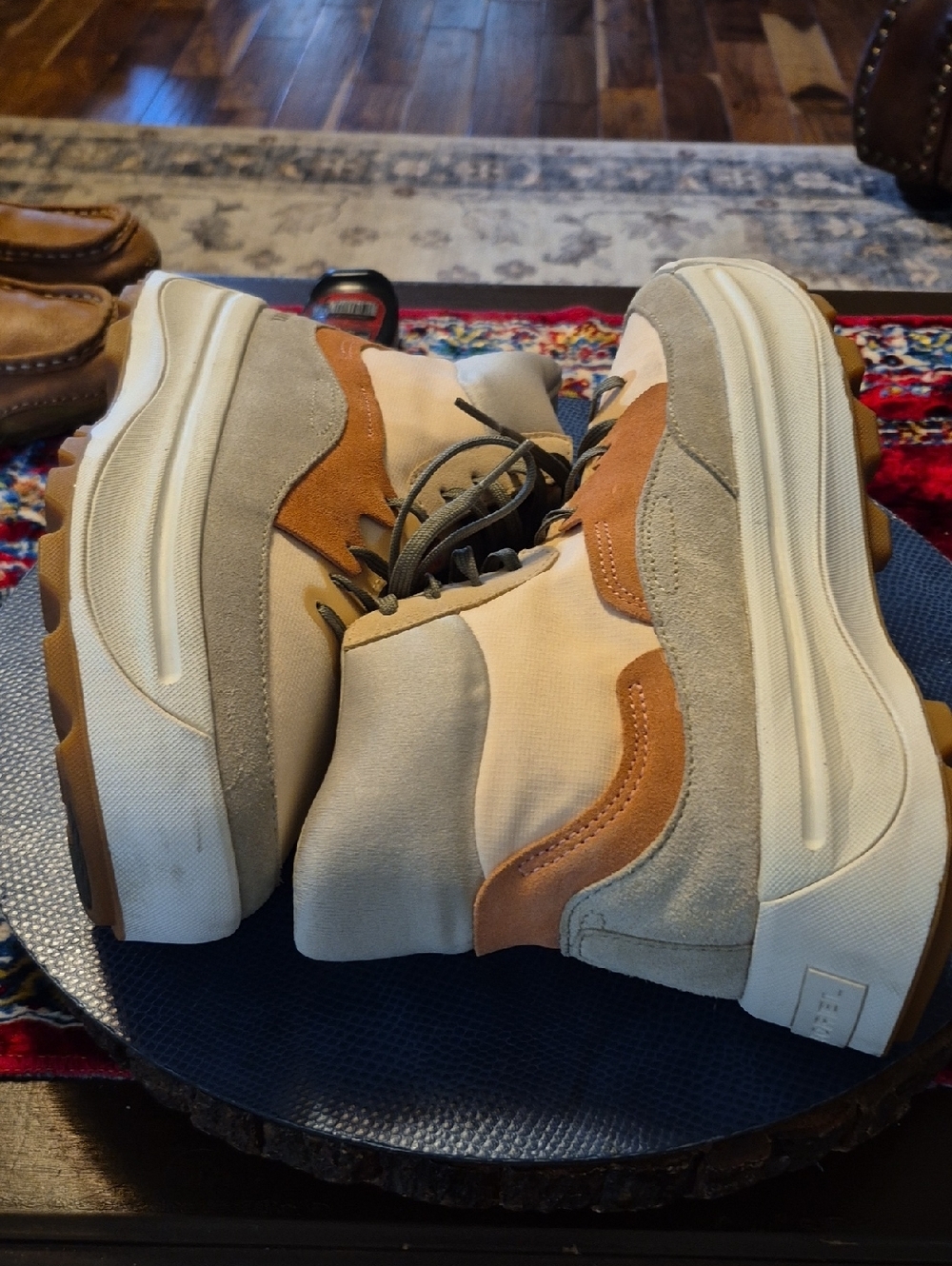Sorel "Ona"Beige Tan &pink Casual Hiker Sneakers Womens Sz.11.(#2030SH) - Picture 7 of 16